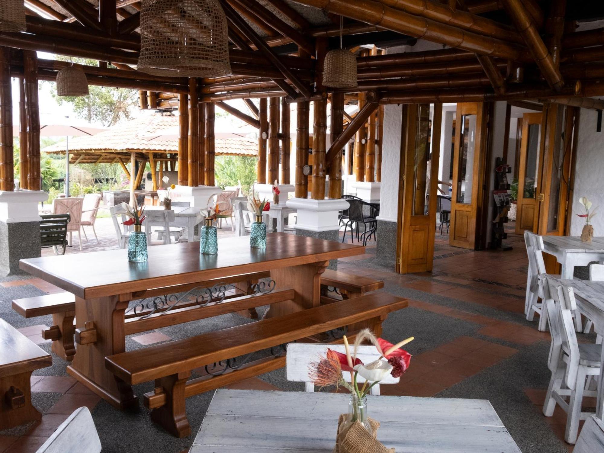 Finca Hotel Santana Montenegro Buitenkant foto